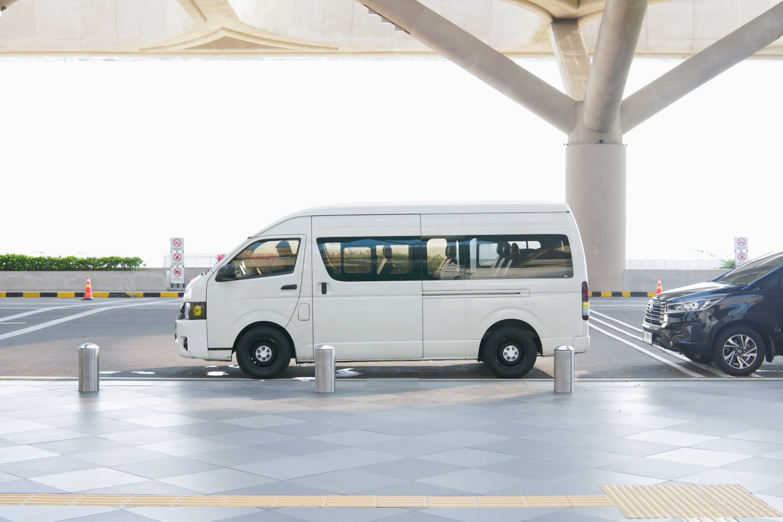 How Off-Site Parking Solutions Streamline the Pre-Flight Departure Experience