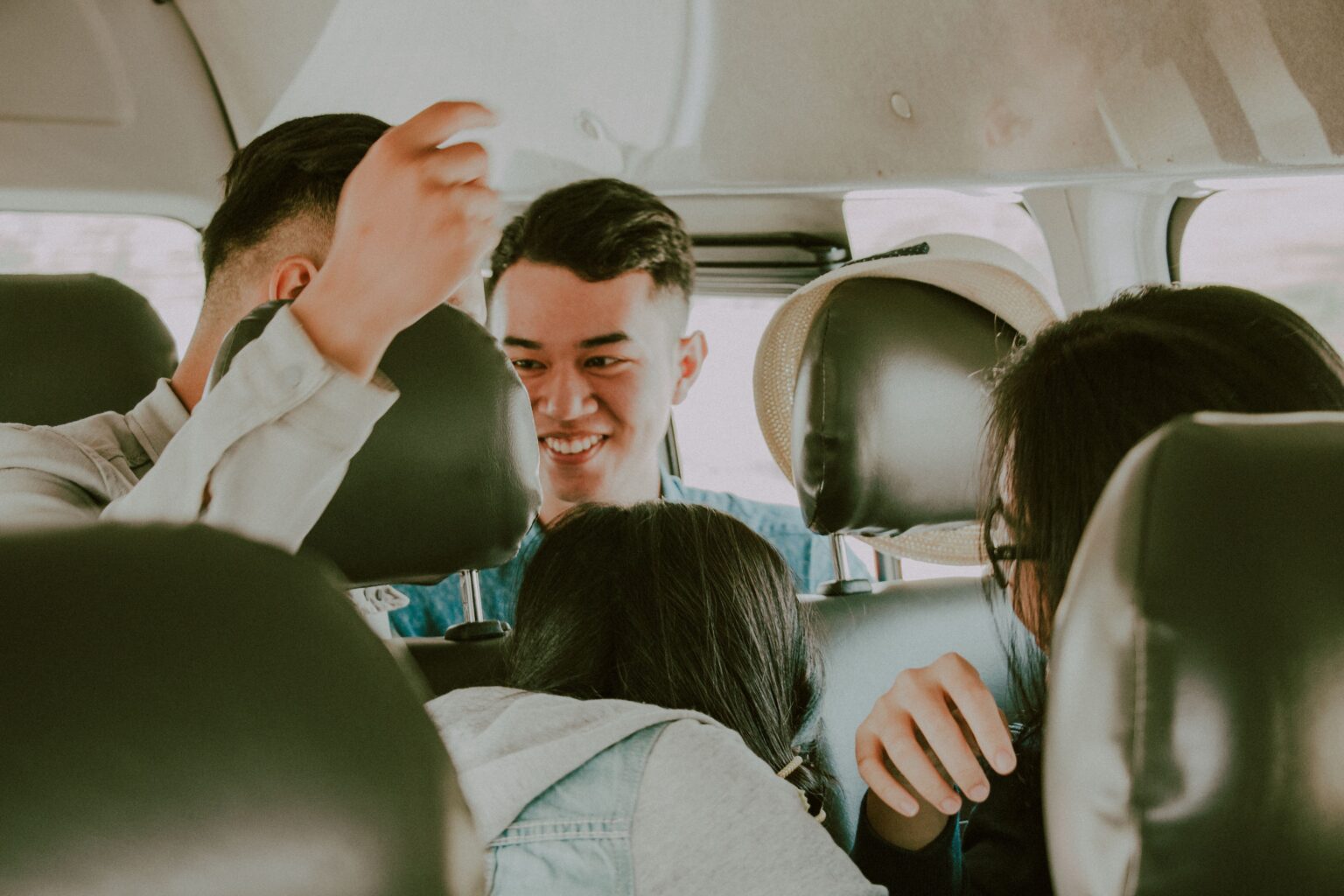 Streamlining Your Return Flight Experience From Baggage Claim to Your Personal Vehicle
